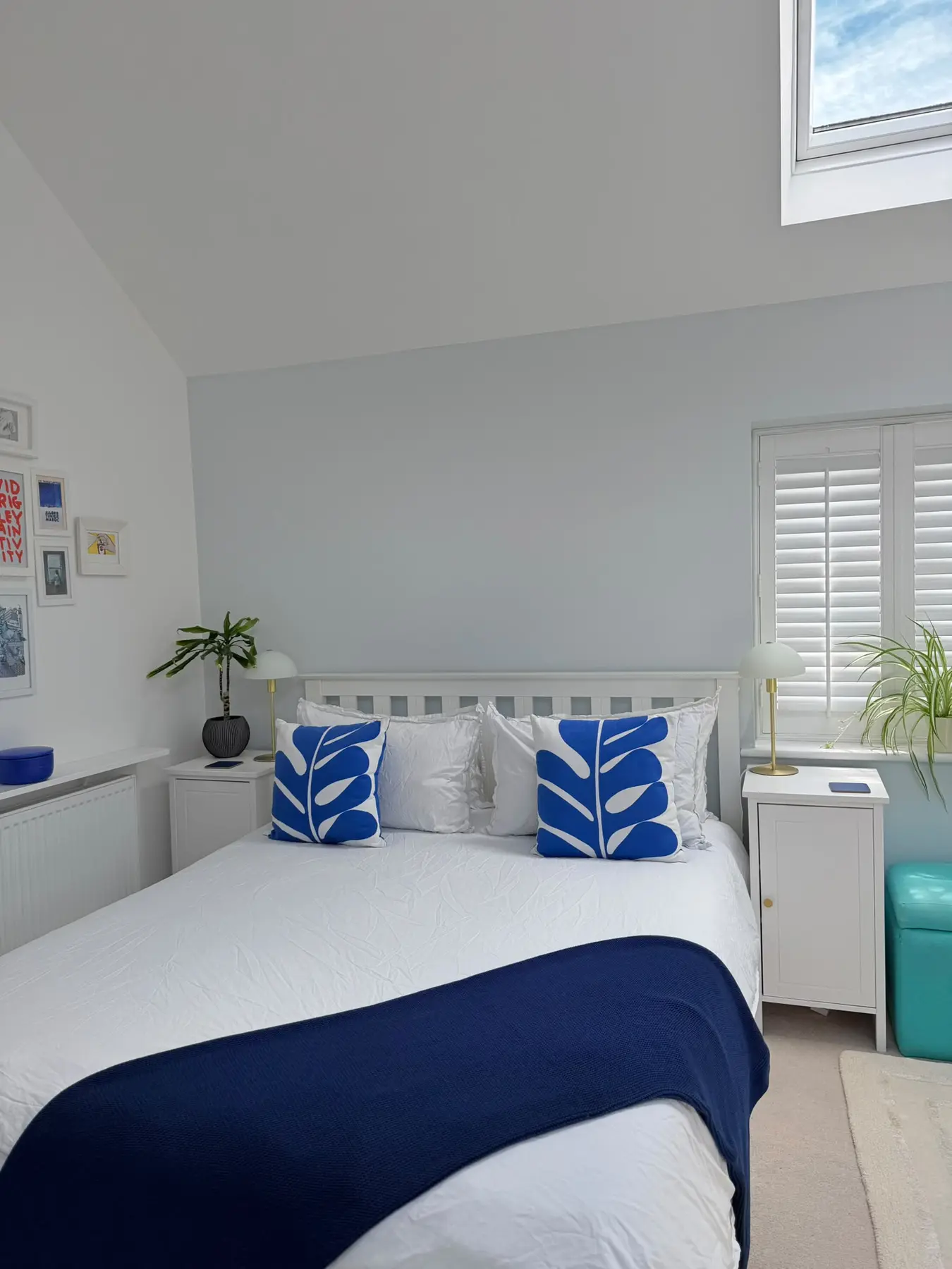 Blue and white bedroom after cleaning